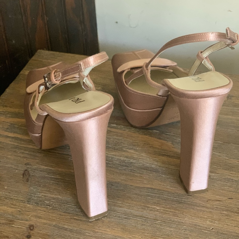 COPY - PRADA 2000's platform slingback pumps!